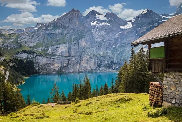 Les meilleures activités en plein air à découvrir en Suisse